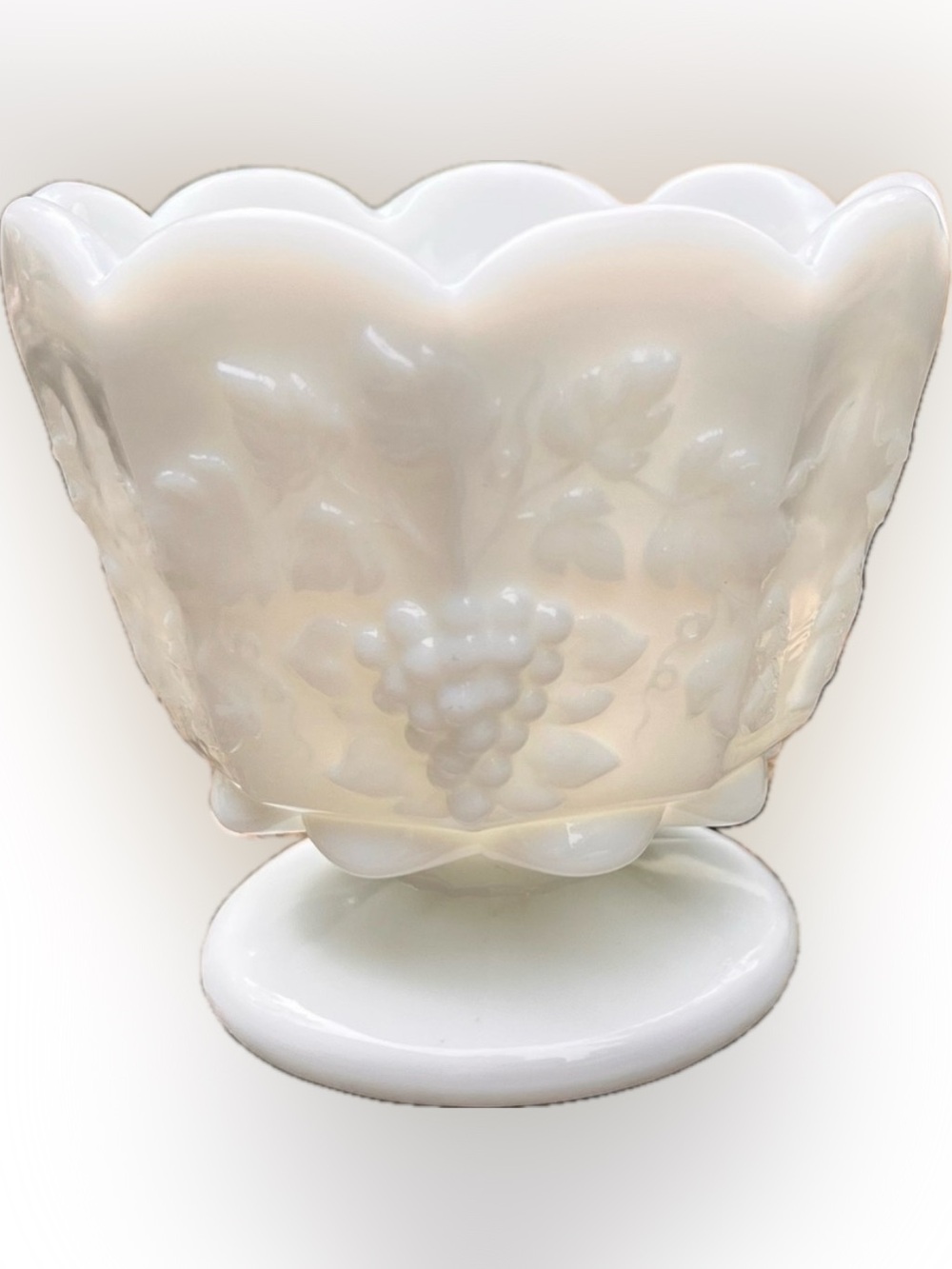 Westmoreland Vintage Paneled Grape Vine Milk Glass Pedestal Compote Dish 4.25"